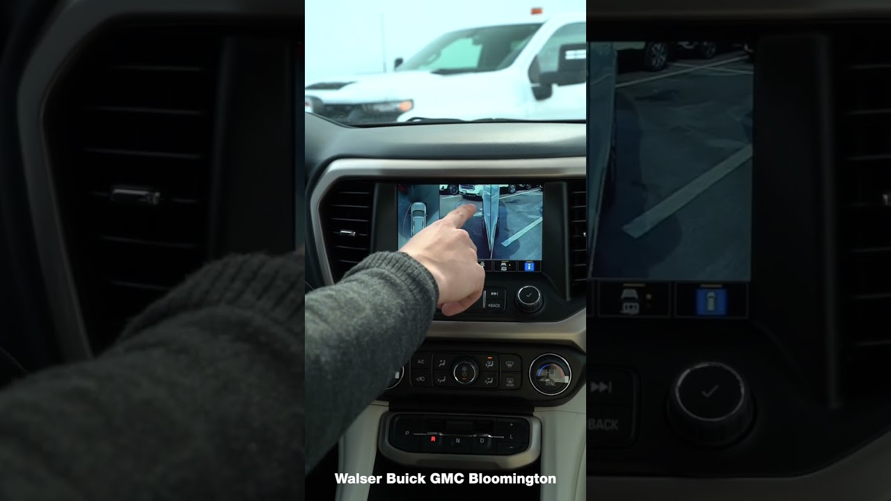 Демонстрация камеры заднего вида GMC Acadia Denali 2023 года