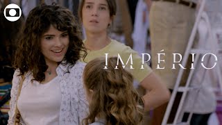 Eliane abre um quiosque para tentar melhorar a vida da família | Império | Cap. 3 - 14/04 | TV Globo