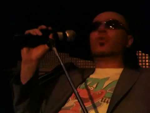 Kyles and Dave feel like makin love!.mov
