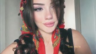 Gözleri Kısılıyo Gözlerii