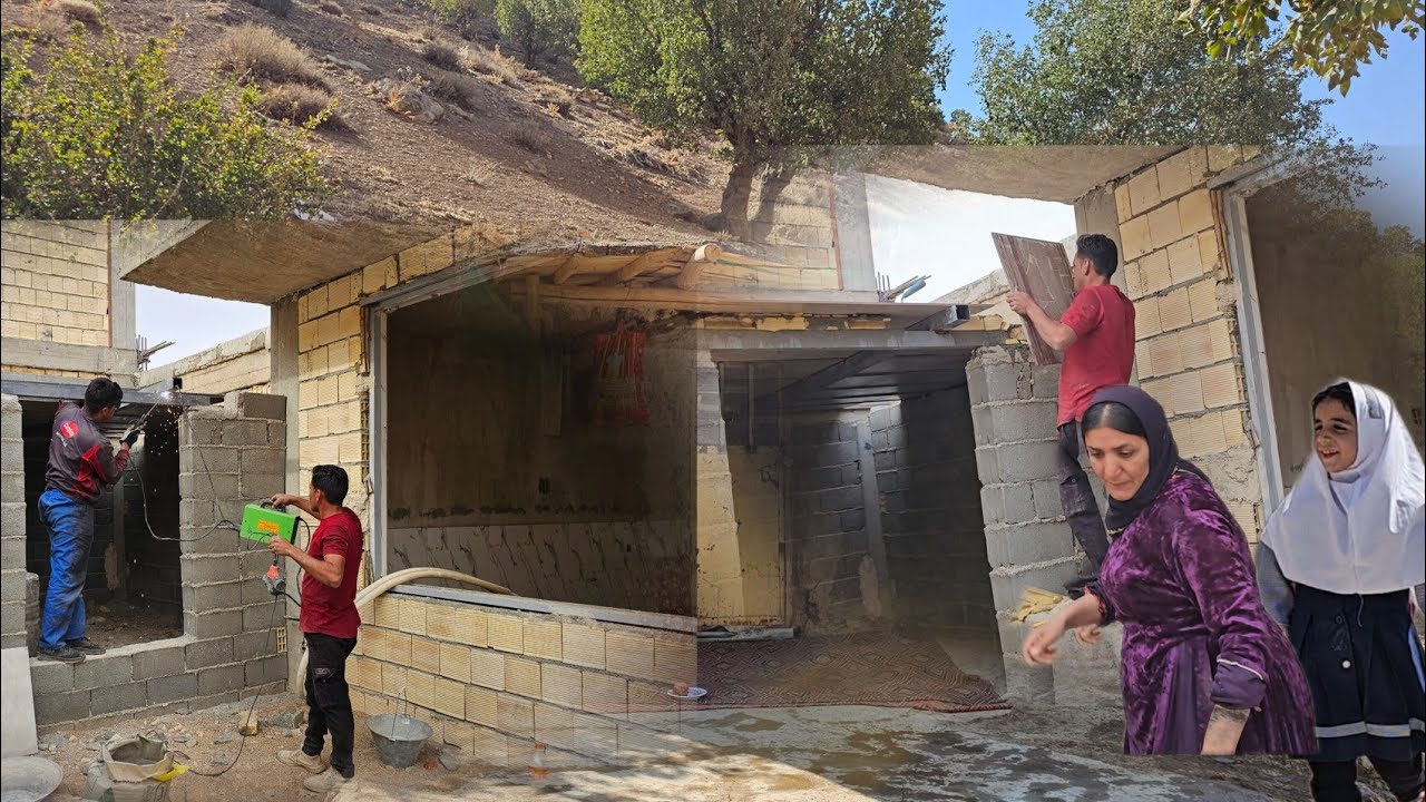 Daily life of the Hawk family: Building a simple room for living