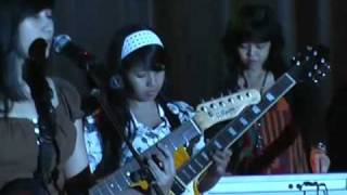 d'coffee house - senja menggila ( white shoes \u0026 the couple company cover)