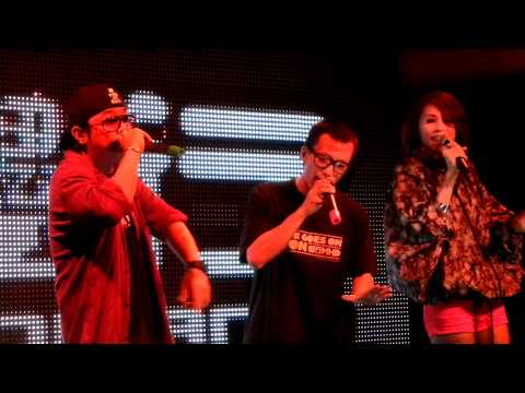 [HD] Manhand KL Showcase - Life Goes On (Live)