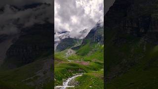 💞tumhare liye he baharon ke Mausam 🥰 #hindisong #nature #mountains #love #rainsong