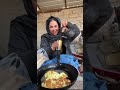 ريوك زينب الثاني طاوة بيض وخبز وجاي ويه اولادها وسوالفهم زينب بنت الديوانيه العراق ترند ريوك زينب الثاني طاوة بيض وخبز وجاي ويه اولادها وسوالفهم زينب بنت الديوانيه العراق ترند