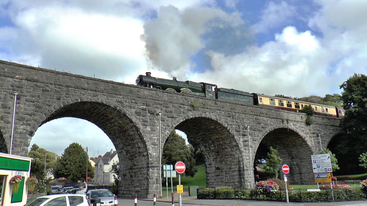 5029 Nunney Castle on The Pembroke Coast Express 31/08/2014