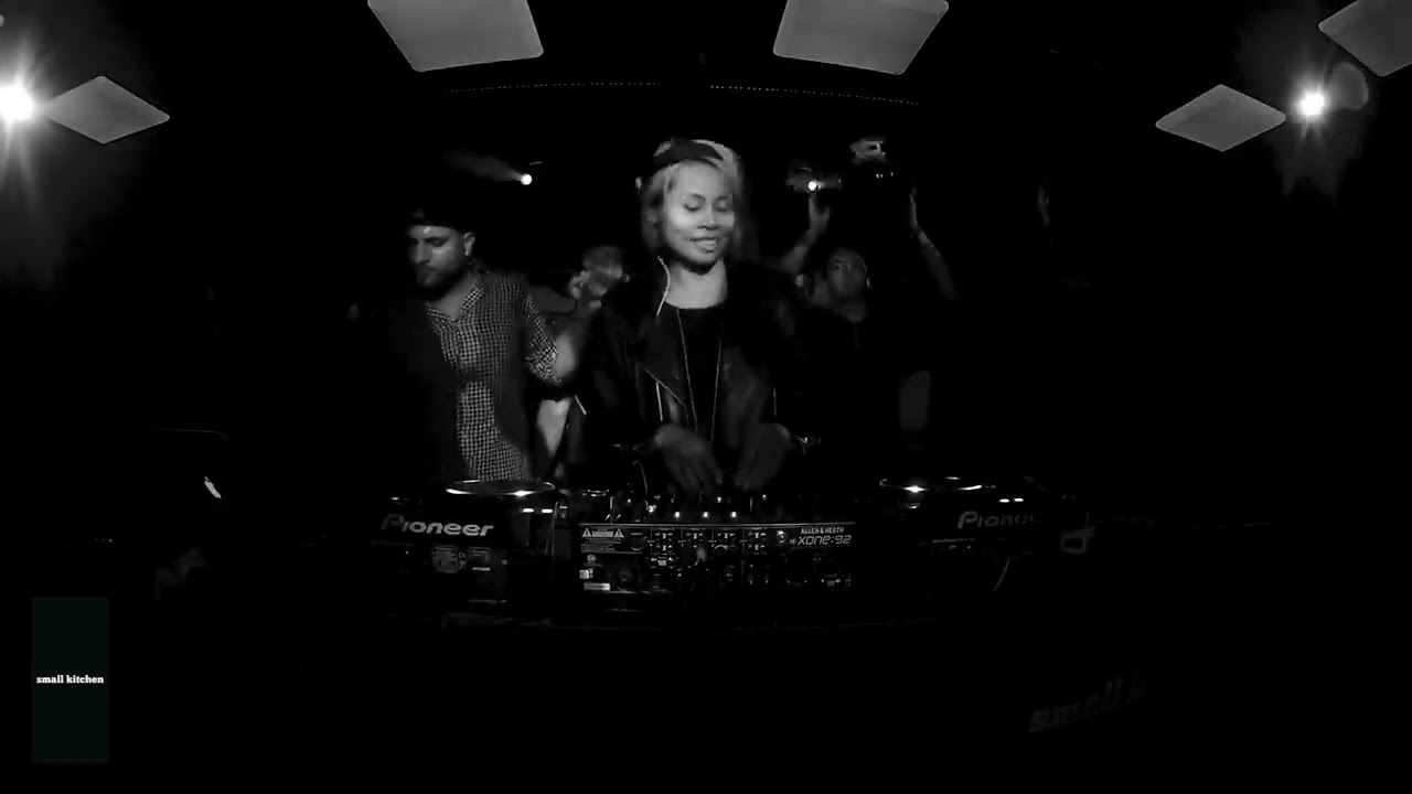 Small kitchen – NAKADIA Dj Set pres. by Koyo Music