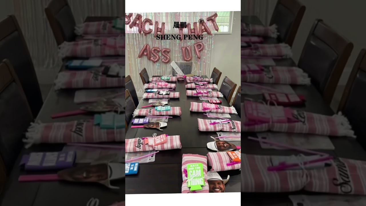 You can customize embroidered logo and packaging to give your lover a unique beach towel as a gift!