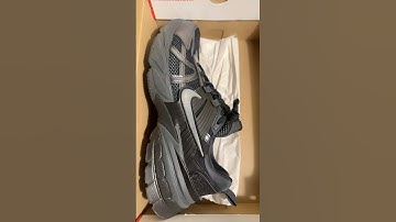 Get ready with me: Nike V2K run: outfit of the day