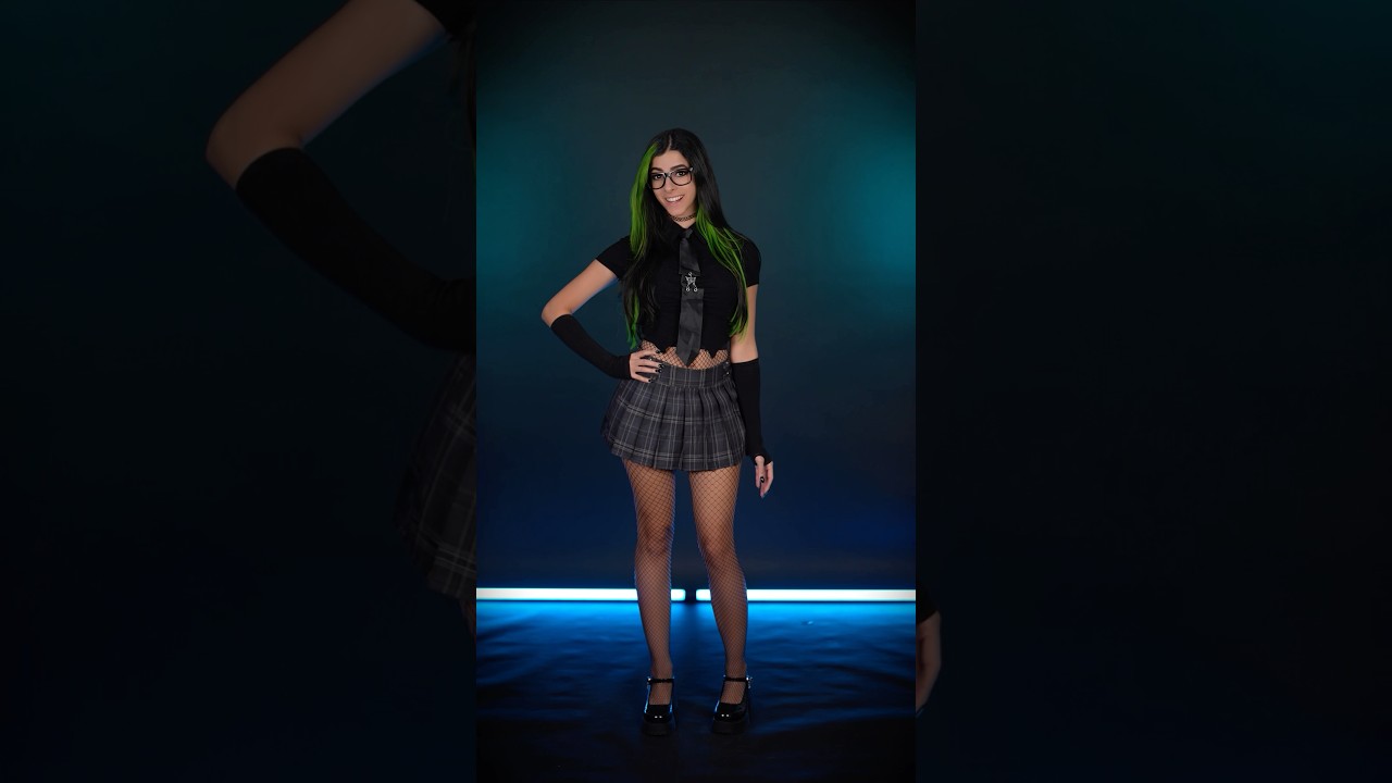 What do you think? 🖤 #foryou #helpmemakethismakesense #trending #gothclub #emo #dance #cosplay