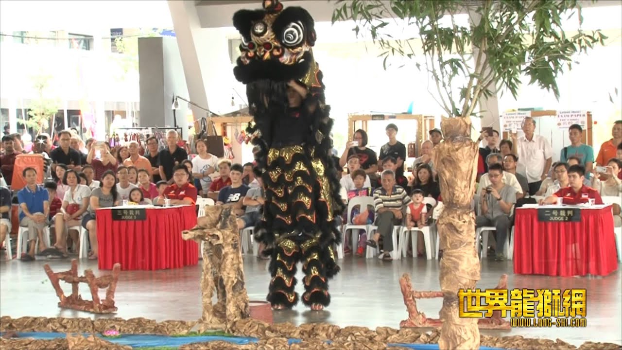 诚敬会龙狮体育会（新加坡）