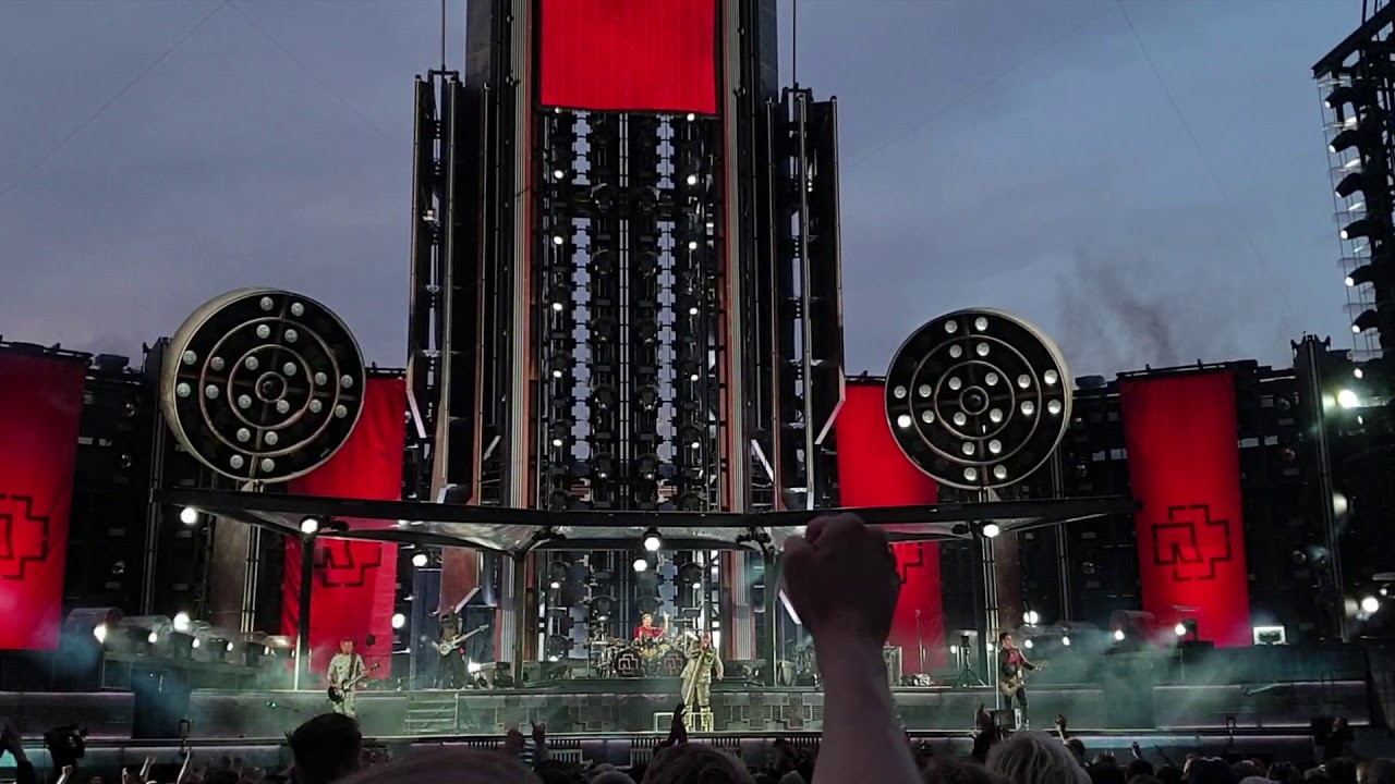 Rammstein - Links 2 3 4 (Live Stockholm Stadion 2019-08-14) - YouTube