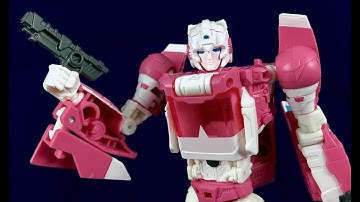 Titans Return Arcee - Figure Study 171