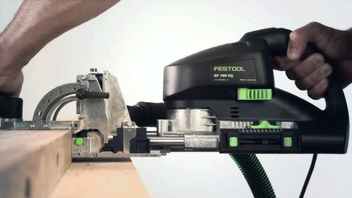 Utiliser une fraiseuse Domino DF 700 Festool 