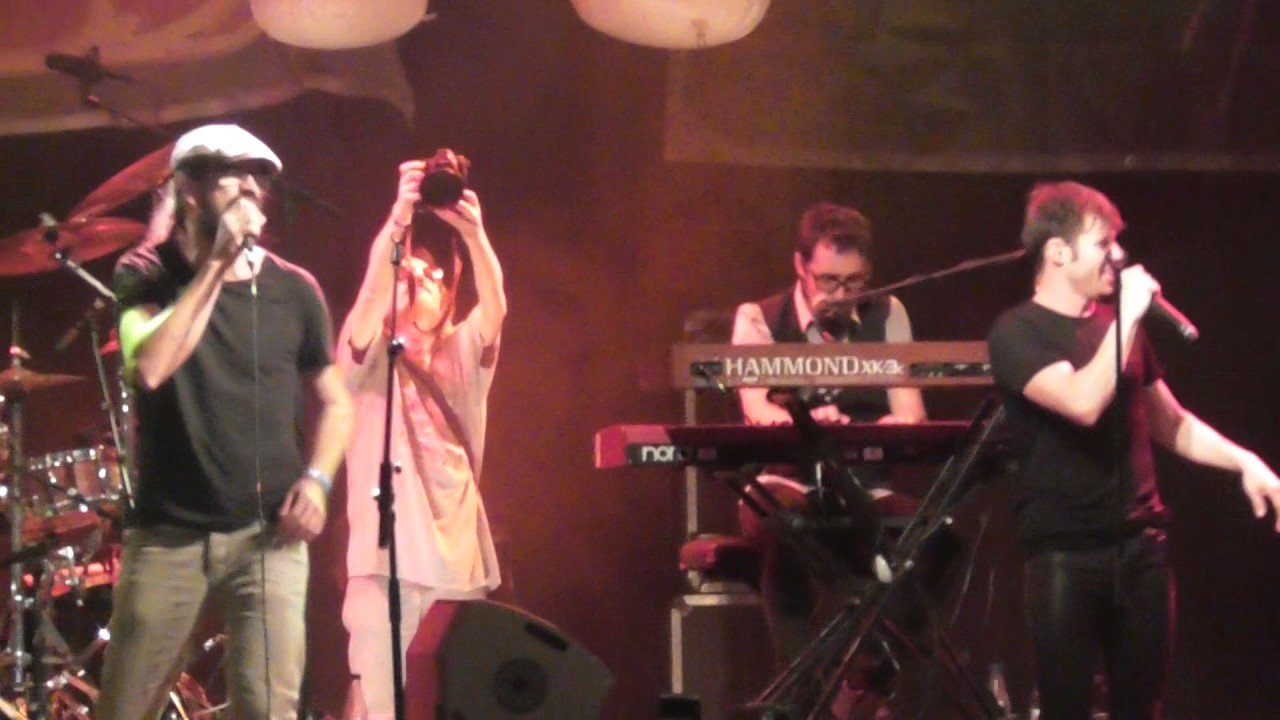 Lax'n'Busto & Gossos - Tinc fam de tu @ Razzmatazz