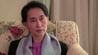 Phỏng vấn Aung San Suu Kyi: Về sự sợ hãi, về sự tự do