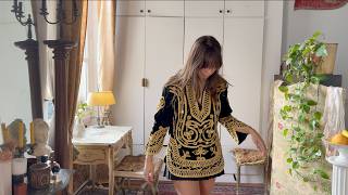 A Lived-In Parisian Studio, 28M2 With Antiques