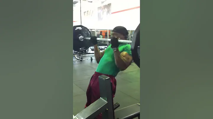 Calvin Reed curling 185 lbs 9 Reps. PROJECT BCAA