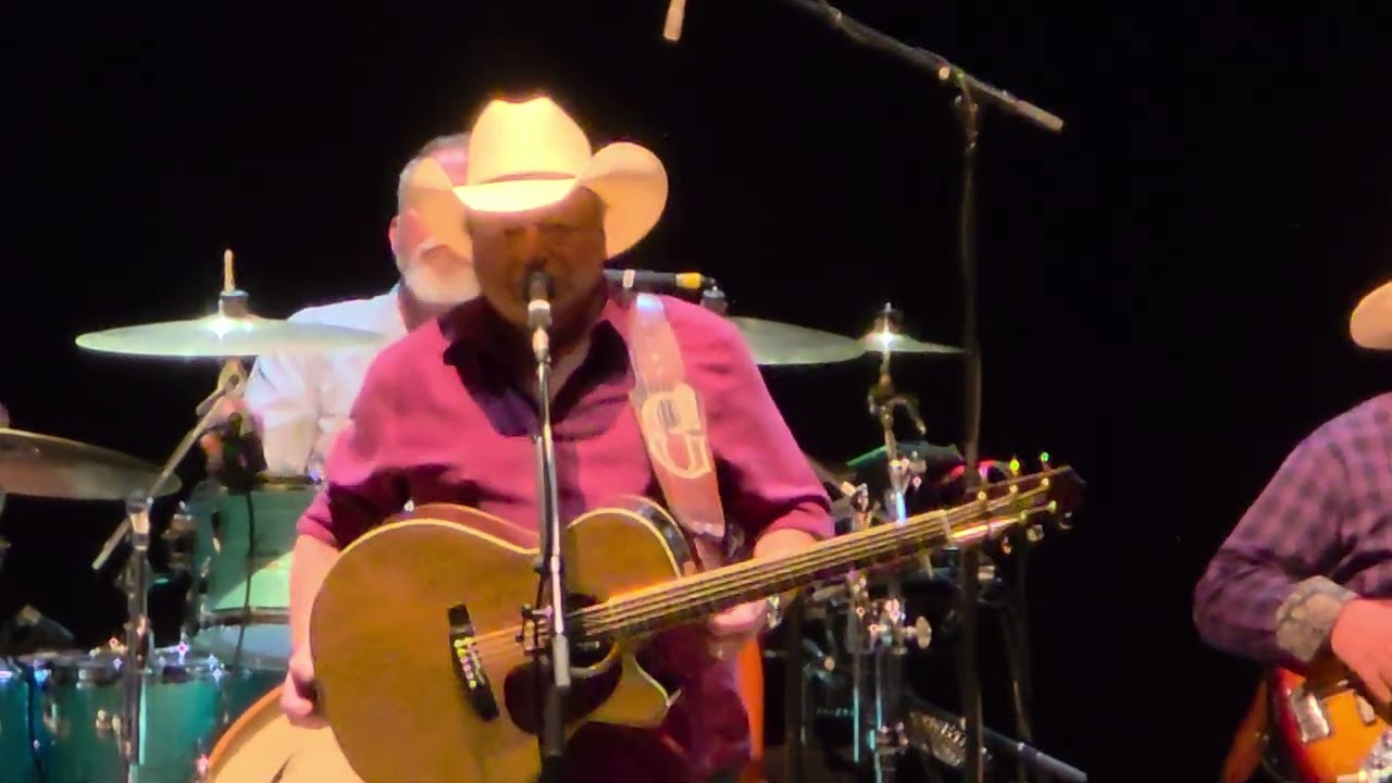 Almost Goodbye - Mark Chesnutt LIVE @ Penns Peak, Jim Thrope PA 9/19/25