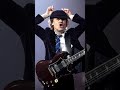 ¿Por qué ANGUS YOUNG usa una guitarra GIBSON SG?