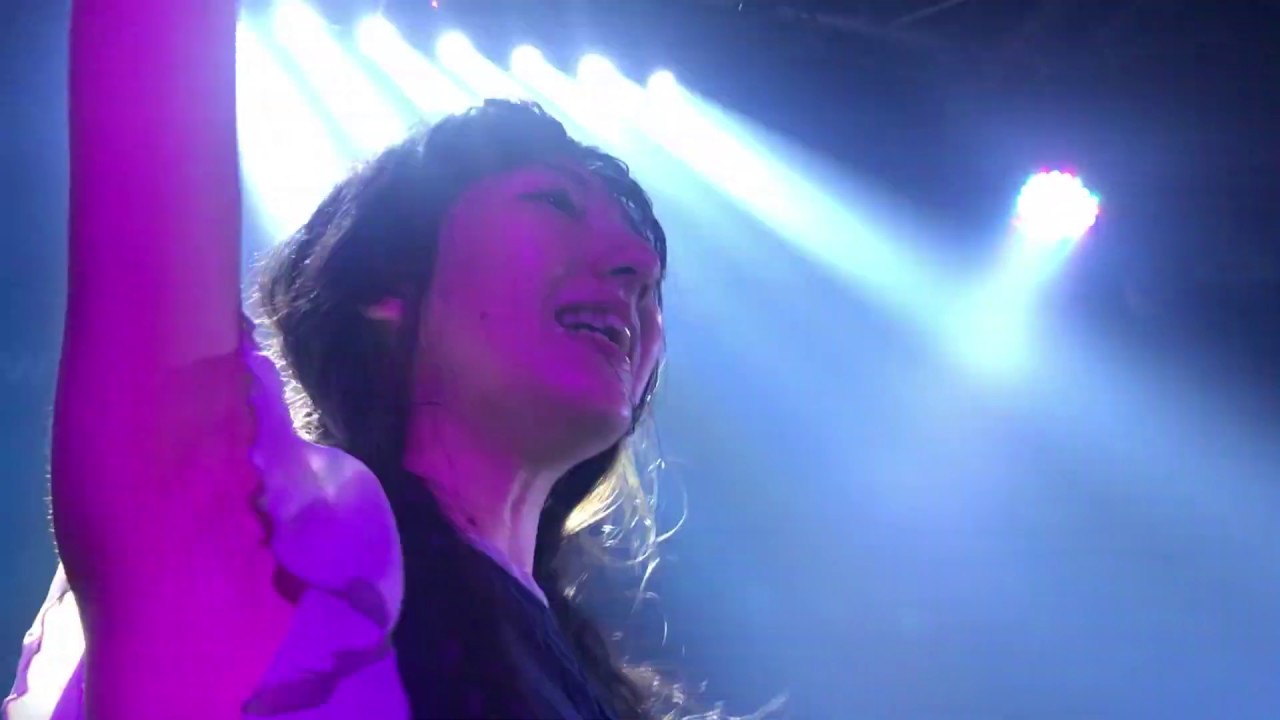 【台灣表演🇹🇼】日本人美女歌手🇯🇵春眠來台北表演!2018.10春ねむり(Harunemuri) ロックンロールは死なない /  Rockin Roll never dies - YouTube