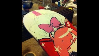 Painting a Madoka skateboard