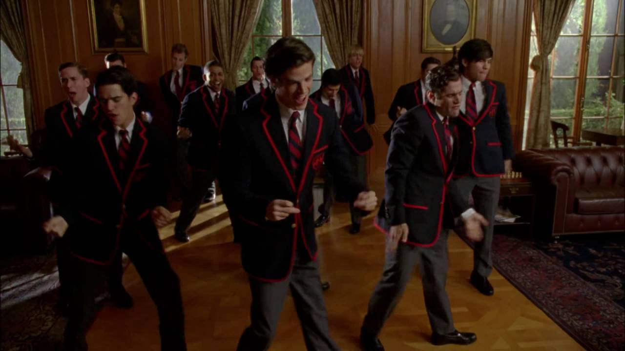 GLEE Full Performance of Dark Side