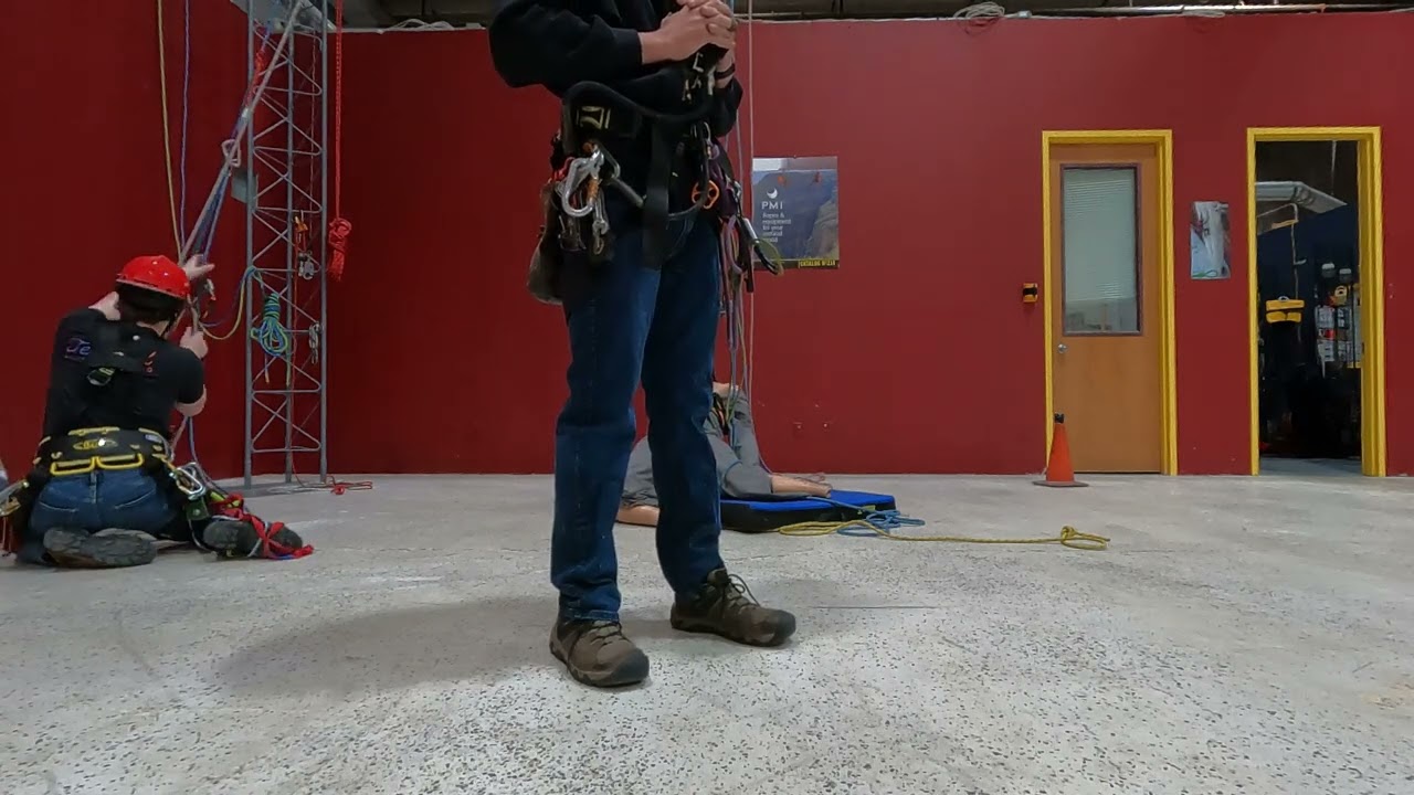 Practicing Hoists and Lowers at Vertical Rescue Solutions. SPRAT Level 1 Course.