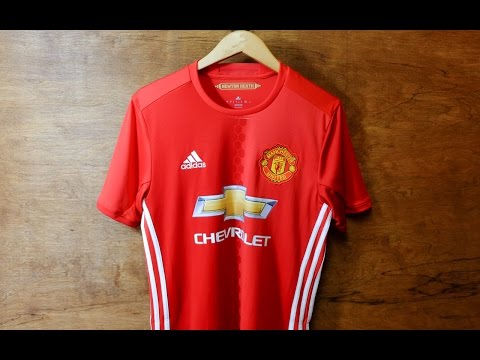 De mooiste shirts van Manchester United volgens MNLK.nl