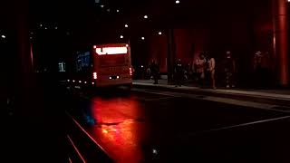 667、651路線公車行經新北板橋公車站(捷運板橋站)(西元2021年10月12日)