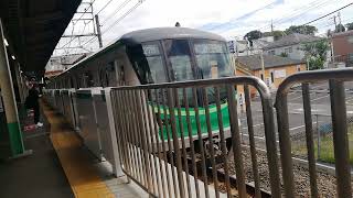 常磐線　各駅停車向ヶ丘遊園行き　東京メトロ16000系16127編成　新松戸駅にて