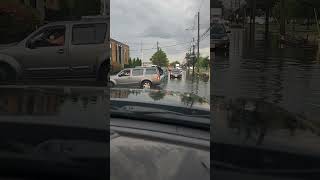Heavy rain rescue: truck driving through flooded streets #shorts #rescue #flood