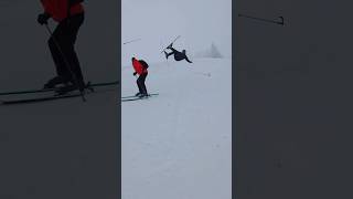 Idiot Skier caught in action #skifails #skiing #skiingaccident