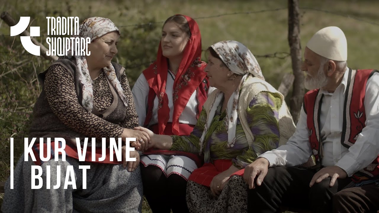 Tregime Popullore - Kur Vijne Bijat (Pjesa e 1 )