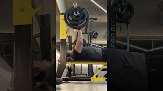 #chestworkout #weightloss #nopainnogain #pushyourlimits #nevergiveup #noexcuses #like #subscribe