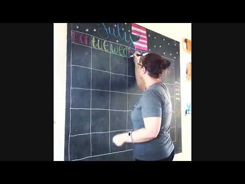 chalkboard,-blackboard-family-wall-calendar-family-organization-step-2