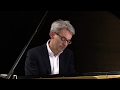 Capture de la vidéo Pianist Markus Becker Plays And Talks