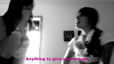 Emily 'Fuzz' Fusco & Jenna 'Bean' Olley - Beyonc s...