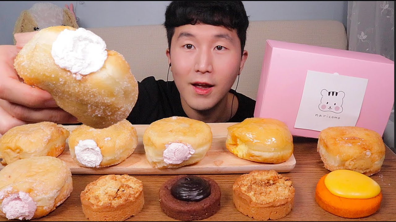 [ASMR]🤩우리동네는 빵 맛집 계속 생긴다야🤩나리꼬모 도넛 쿠키 먹방(Apple Cream, Cream Bruire, Injeolmi Cream Donut)#MUKBANG