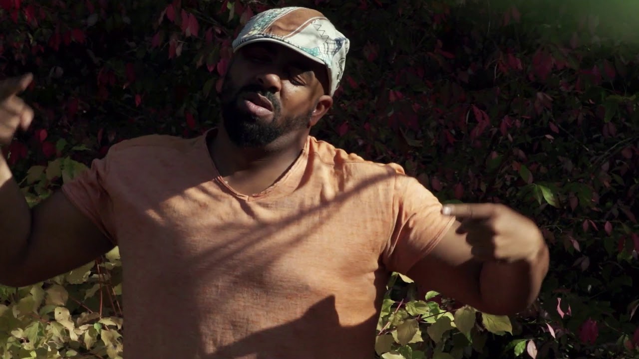 Différents et alors - Sébastien Barty chansigne "Moi aimer toi" de Vianney