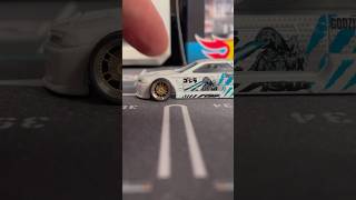 Hot Wheels R32 Godzilla Wheels Change 