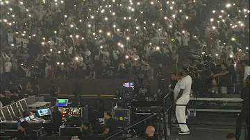 LeBron dancing at Kendrick's Big Steppers Tour in Vancouver - Family Ties (live)