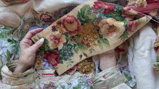 #slowstitching | Happy Holiday: Vintage Table Runner evolves for Easter