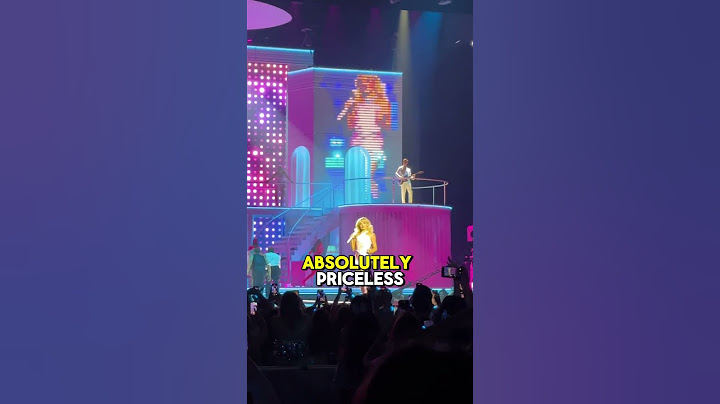 Mom's Priceless Reaction to Sabrina Carpenter's Juno Position 😂🎤