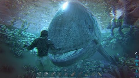 Our first leedsichthys encounter (Ark Survival Evolved)