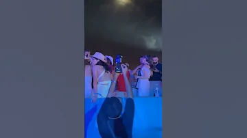 ليلي احمد زاهر وهشام جمال في حفلة الجسمي 
