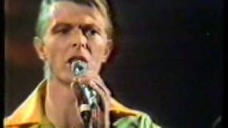 DAVID BOWIE - Beauty And The Beast  (live)