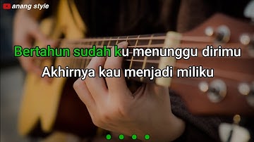Cinta Tiga Segi - Kristal || Karaoke Akustik ( Nada Rendah Pria )
