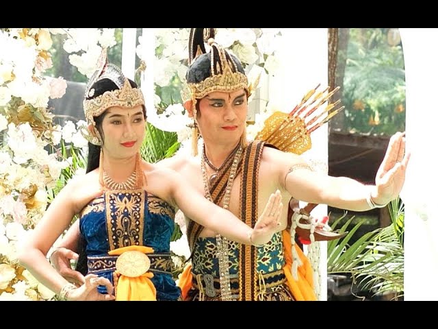 Karonsih RAMA SINTA Javanese Indonesian Ramayana Dance [HD] class=