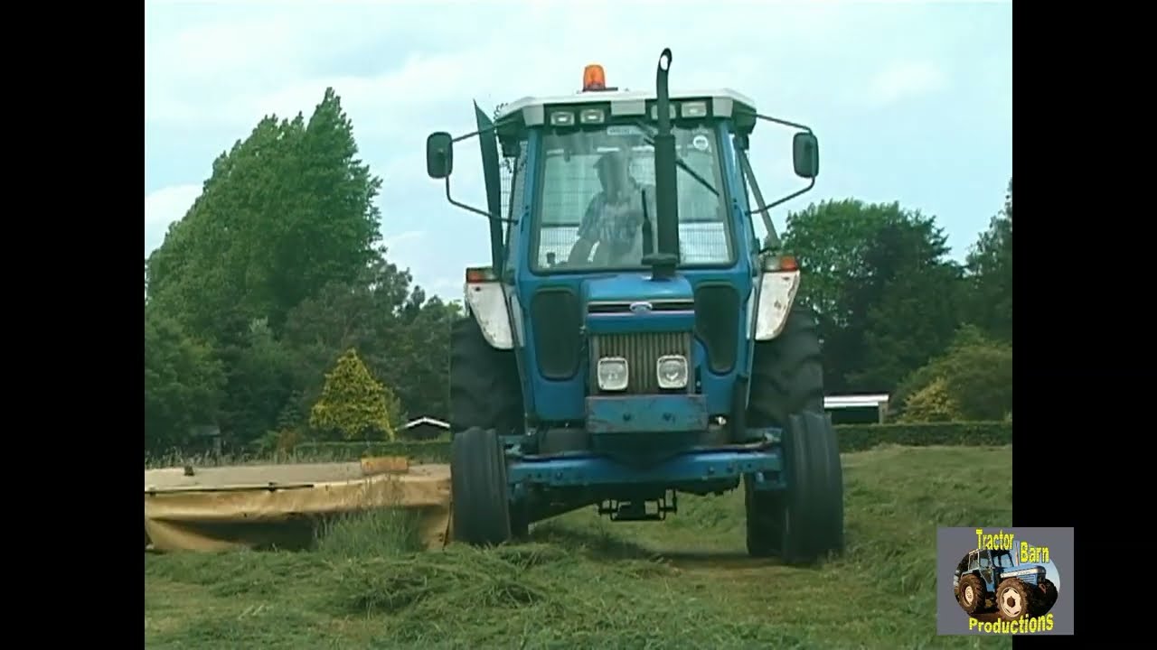 FORD 6410 III AND KRONE AM202 MOWER